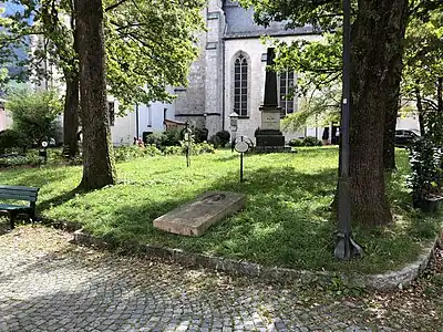 Berengarplatz im Hintergrund die Stiftskirche