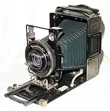 Voigtländer Bergheil (1932), Laufbodenkamera mit Rollfilmaufsatz, Format 6 × 9