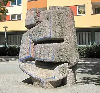 Verschlungene Form (1973)Berlin-Kreuzberg