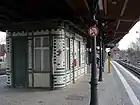 Bahnsteig an der Stadtbahn (Linie S7)