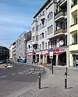 Kolonnenstraße an der Julius-Leber-Brücke