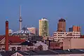 Fernwirkung mit dem Fernsehturm im Hintergrund