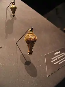 Berlocken aus dem Urnengräberfeld Darzau (Lüchow-Dannenberg), um 125 n. Chr.
