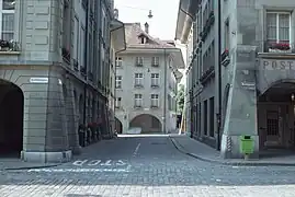 Gerechtigkeitsgasse weiss (links) und Kramgasse grün (rechts)