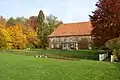 Herrenhaus mit unterem Park, Blick von der Leine