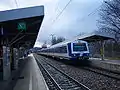 Zug der Wiener Schnellbahn in der Haltestelle Hetzendorf 2009