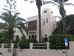 Beit Bialik, 1924–1926, orientalisierende Architektur vermengt mit Elementen italienischer Stadthäuser und von Kreuzfahrerbauten, Tel Aviv