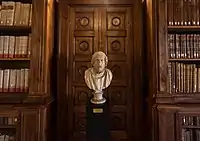 Statue
