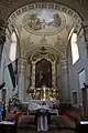 Blick auf den Altar der römisch-katholischen Kirche