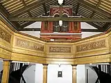 Innenansicht der Kirche, Empore mit Orgel