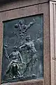 Wangenrelief auf der linken Seite