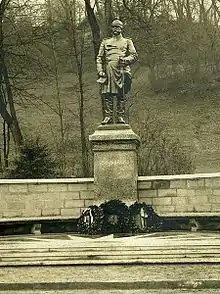 Bismarckdenkmal am Eingang zum Stadtpark (um 1905)