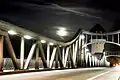 Brücke und Wasserturm bei Nacht; Blickrichtung: Nordost (2012)