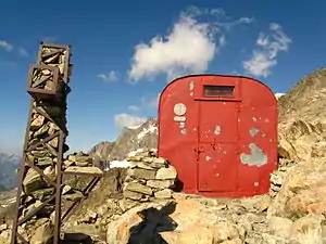 Bivacco Gino RainettoBivouac du Petit Mont Blanc