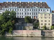 Blaues und Weisses Haus, 1762–1770