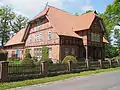 Meiern Hof, erstmals 1587 erwähnt, 1914 beim Umbau um 180° gedreht, älteste Hofstelle im Dorf