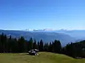 Blick vom Vigiljoch zum Tschögglberg und zu den Dolomiten (Schlern, Rosengarten, Latemar)