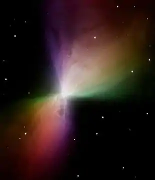 Bumerangnebel, aufgenommen vom Hubble-Weltraumteleskop mit Polarisationsfilter.