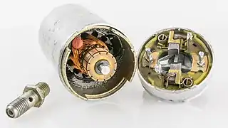 Geöffnete elektrische Kraftstoffpumpe