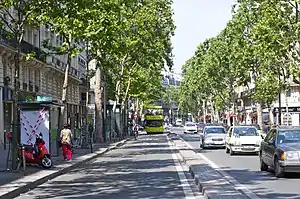 Boulevard Saint-Germain, Blick von der Kreuzung mitder Rue de Poissy nach Westen (2010)