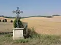 Wegkreuz und Landschaft bei Bouquemont
