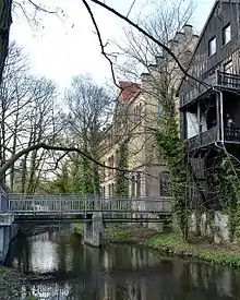 Brücke über den Neustadtmühlengraben, Richtung Wilhelmitorwall (links).