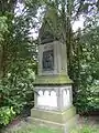 Grabstein der Familie Scheller auf dem Bremerhavener Friedhof in Wulsdorf