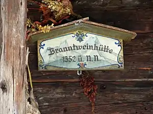 Hinweistafel an der Brennhütte