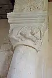 Kapitell mit Tierdarstellung