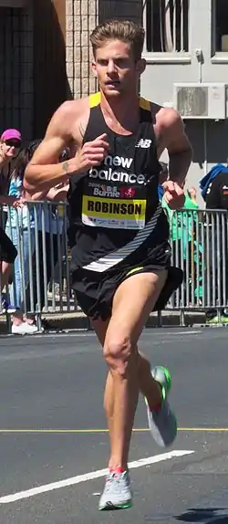 Brett RobinsonRang zehn in 13:49,63 min