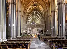 Lettner in der gotischen Kathedrale von Bristol