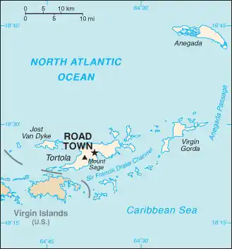 Anegada-Passage – östlich der Britischen Jungferninseln (rechts); im Norden die Insel Anegada (oben rechts)