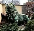 Bronzelöwe in München, Nymphenburger Straße