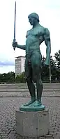 Schwertträger auf dem Rathausplatz Kiel