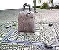 Brunnenstein (Chamäleonbrunnen) in Halle (Saale), Geiststraße (1992)