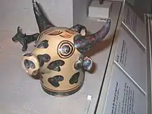Terracotta-Vase in Form eines Stierkopf, letzte Minoische Periode, (ca. 1450–1400 v. Chr.)
