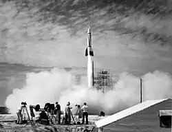 Start von Bumper 8, der erste Raketenstart von Cape Canaveral