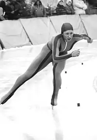 Karin Enke 1983 im aerodynamischen Suit