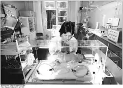 Abteilung Neonatologie, 1989