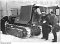 Technische Abnahme eines Fahrzeuges durch die Verkehrspolizei (1956)