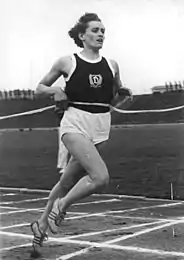 Die Olympiazweite von 1956 Christa Stubnick,hier in Stockholm auch Dritte über 100 Meter,kam auf den fünften Platz