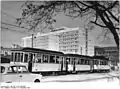 In der Bun­des­re­pu­blik bis in die 1960er ver­brei­tet, in der DDR bis in die 1970er: zwei­achsi­ger Trieb- mit zwei Bei­wa­gen aus den 1920ern.