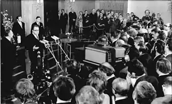 Pressekonferenz zur Unterzeichnung des Grundlagenvertrags zwischen DDR und BRD