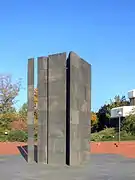 Lichtdurchläs­sige Bündelsäule, Bundes­verwaltungs­amt Köln