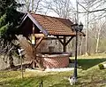 Standort des ehemaligen Burgbrunnens; Brunnenkasten neu von 1992