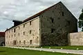 Das Zeughaus (um 1420) im dritten Burghof