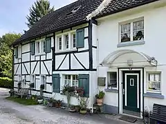 Buscher Feld 38/40