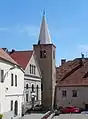 Glockenturm der evangelischen Kirche