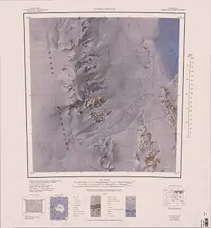 Topographische Karte mit der Daniels Range (Mitte) und dem Fisher Spur