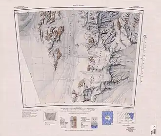 Topografisches Kartenblatt mit der Miller Range (oben links) und den Macdonald Bluffs